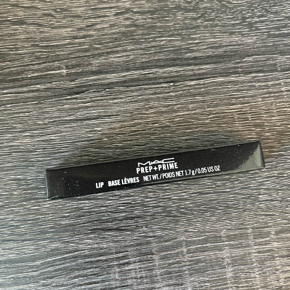MAC new in box lip primer